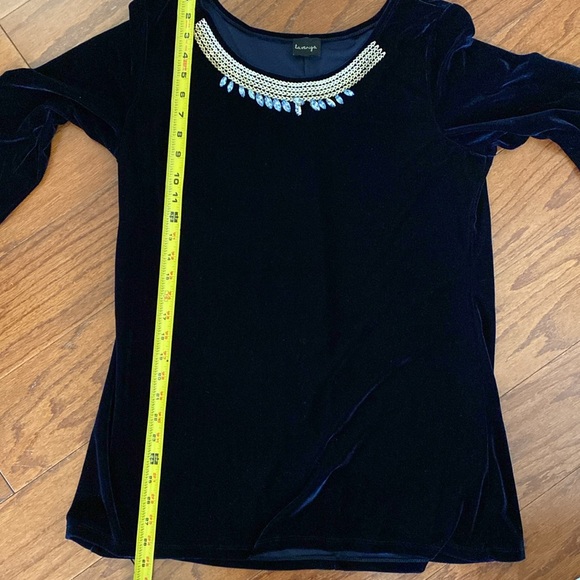 La Vanya Midnight Blue Velvet long sleeves Tunic w/rhinestones -Size Medium - Picture 9 of 9